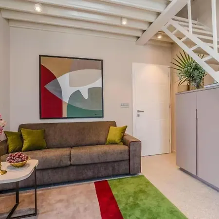1 Bedroom Lovely In *